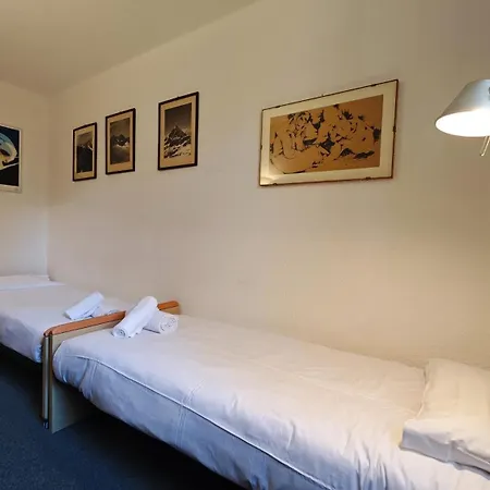 Hostdomus - Sansicario Design R10 * Mollieres