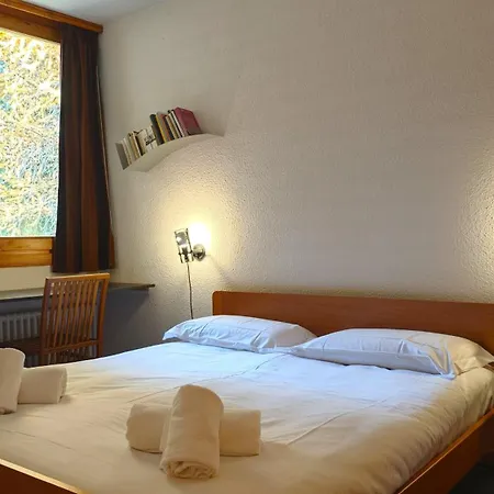 Appartamento Hostdomus - Sansicario Design R10 *